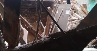 انهيار عقار وسط الإسكندرية.. والنيابة تشكل لجنة هندسية