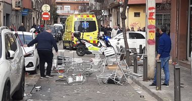 فالنسيا ضد برشلونة.. حرب شوارع بين الجماهير وتدخل أمنى لفض الاشتباك.. فيدو