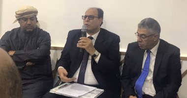 عادل السنهورى فى مناقشة كتاب الشيخ زايد: اللى يشرب من الخليج يرجع له تانى