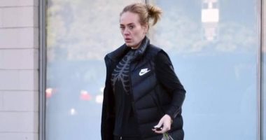 عاملة شعرها "زعرورة".. Adele في أحدث ظهور لها بعد فقدان وزنها