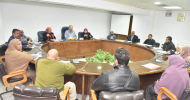 فيديو وصور.. محافظ أسيوط يوجه بوضع حلول عاجلة لمشكلات الأشخاص ذوى الإعاقة