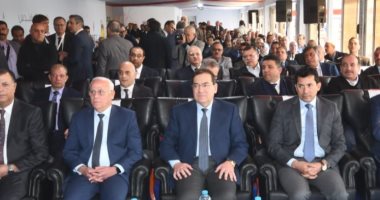 افتتاح أول محطة متكاملة لتموين السيارات بالغاز والوقود والكهرباء فى بورسعيد