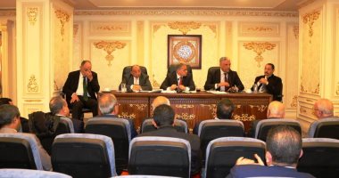 رئيس محلية النواب للحكومة: "عايزين نطمن الناس على ملفى القمامة والمواقف"