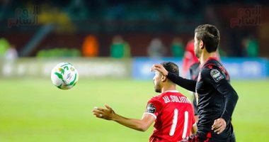 60 دقيقة.. الأهلي يحافظ على التقدم بهدف أمام النجم الساحلي (فيديو)