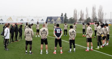 دقيقة حدادا فى تدريبات ريال مدريد حزنا على رحيل كوبي براينت