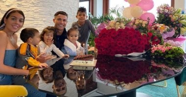 كريستيانو رونالدو متغزلاً في جورجينا: امرأة عظيمة وأم ممتازة