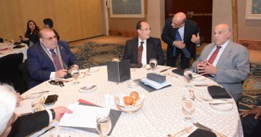 حسن راتب يشارك فى اجتماع مجلس المحافظين العرب للمياه بالقاهرة ويعلن عن جائزة مليون جنيه لأفضل مجموعة أبحاث