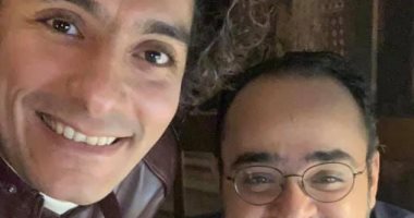شاهد.. محمد محسن يجهز لأغنية جديدة مع الملحن خالد عز