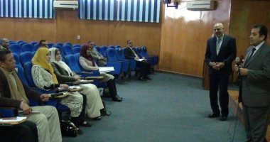 انطلاق فعاليات التدريب على معايير جائزة التميز الحكومى بجامعة جنوب الوادى.. صور