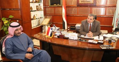 القوى العاملة: دراسة مستقبل الوظائف على المستوى العربى والعالمى