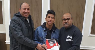 عمار حمدى يودع لاعبى الطلائع قبل مباراة الأهلى وينتظر استدعاء موسيمانى