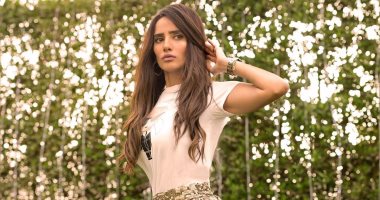 شاهد.. زينة تطهو الطعام فى مطبخها.. وهيثم شاكر يعلق: عملتى حسابى؟