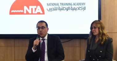 صور.. رئيس الوزراء يطالب نواب المحافظين برفع تقارير دورية لما يتم إنجازه على أرض الواقع