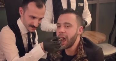 "ناس لطيفة أوى".. محمد إمام بمطعم بدبى والجمهور يشبهه بمحمد صبحى فى "تخاريف"