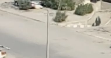 "سيبها علينا".. قارئ يشكو إضاءة أعمدة الكهرباء نهارا بمدينة نصر