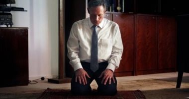 من هو "آية الله مايك" الأمريكى الذى فرحت إيران لمقتله وعلاقته بسليمانى؟