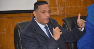 لجنة من المحليات والطرق للمرور على الشوارع والأرصفة لإصلاح العيوب فى الدقهلية