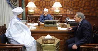 شيخ الأزهر يستقبل رئيس التجمع الثقافي الإسلامي بموريتانيا ومفتي زنجبار