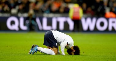 ديلى ميل تختار محمد صلاح بالتشكيل المثالى للدوري الإنجليزي هذا الموسم