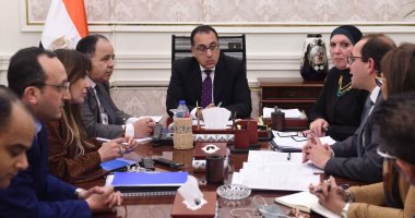 رئيس الوزراء يقرر تعطيل الدراسة بالمدارس والجامعات غدا لسوء الأحوال الجوية