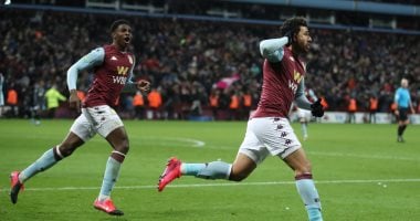 هل يعود تريزيجيه للدوري التركي من بوابة الكبار فى فترة الانتقالات المقبلة؟.. مدرب جالطة سراى يفضل التعاقد مع الفرعون ويتجاهل نجم تشيلسي.. بشكتاش ينافس بقوة.. ونجم المنتخب الوطنى يفكر فى الاستمرار مع أستون فيلا