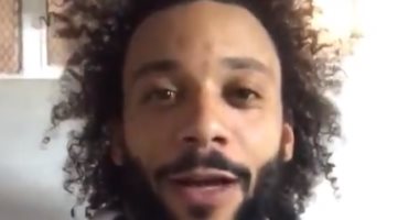 قبلة من مارسيملو إلى جمهور ريال مدريد بعد مباراته الـ500.. فيديو