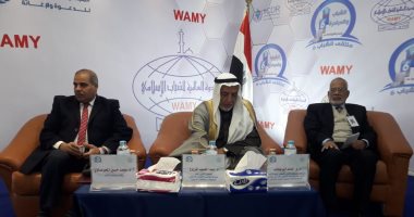 رئيس جامعة الأزهر للطلاب: احذروا دعاوى التشدد والتطرف بهدف تفتيت الأوطان