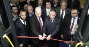 صور.. تشغيل 4 عربات ترام "أوكرانية" جديدة بالإسكندرية