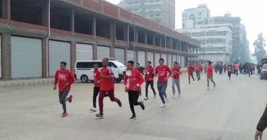1500 شاب يشاركون فى ماراثون للجرى بحضور محافظ الغربية.. صور
