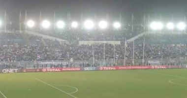الهلال ضد الاهلى.. جماهير الفريق السودانى تملأ مدرجات الجوهرة الزرقاء "صور"