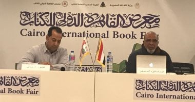 الفنان أحمد مصطفى: الحروف العربية الـ28 تواكب حركة القمر الـثمانية والعشرين