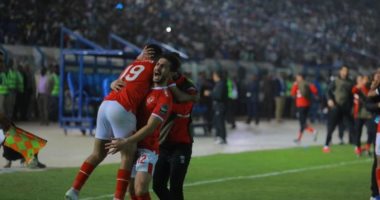 قبل مواجهة الدفاع الجوى.. 7 أرقام للأهلى وبيراميدز فى الدورى الممتاز