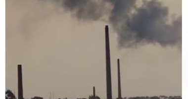 شكوى من أدخنة المصانع فى قرية بنوفر كفر الزيات بمحافظة الغربية