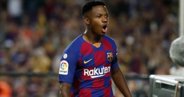 برشلونة يخطط لرفع الشرط الجزائى فى عقد أنسو فاتى لـ400 مليون يورو