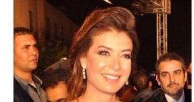 "أخرة الحظر".. فيديو  كوميدى لـ"منال سلامة" عن فشل زوجها فى إعداد العيش