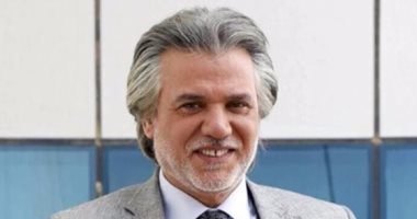  ناصر سيف رجل أعمال وصاحب قناة فضائية فى "أسود فاتح" 