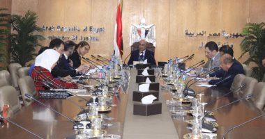 وزير العدل يبحث مع ممثلى "البنك الدولى" تقدم ترتيب مصر فى مؤشر أداء الأعمال