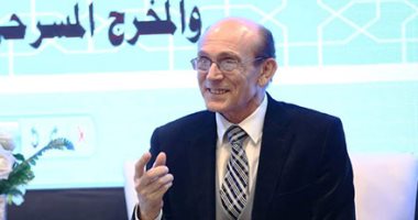 مسرحيتان وبرنامج.. محمد صبحى يعاود نشاطه الفنى رغم أزمة كورونا