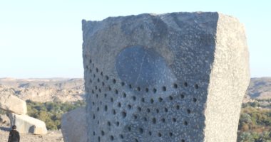 صور.. 10 معلومات عن سمبوزيوم أسوان الدولى لفن النحت.. تعرف عليها