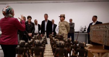 السفير الأمريكى يزور المتحف المصرى الكبير ويبدى إعجابه بالمشروع الضخم