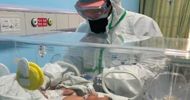 بعد 30 ساعة من ولادته.. إعلان إصابة رضيع بـ"كورونا" ولد من أم مصابة