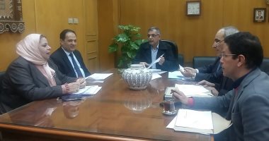 "اختيار الأكفأ".. لجنة قيادات جامعة بنها تستقبل المتقدمين للوظائف الإشرافية 