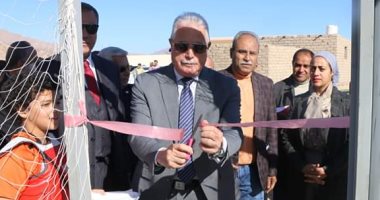  محافظ جنوب سيناء يفتتح ملعبين خماسيين بواديي الشرفا ومجرح