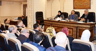 "محلية البرلمان" توصى الحكومة بتقديم الحسابات الختامية كل ثلاثة أشهر.. صور