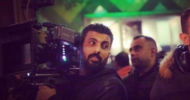 محمد سامى فى كواليس تصوير مسلسله الجديد "البرنس" لمحمد رمضان .. صورة