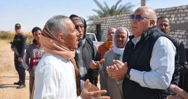 محافظ الوادي الجديد يوجه بحل مشكله صرف صحي حي الشيخ صبيح في الخارجة