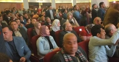 شاهد.. والد الننى وخال محمد صلاح وشقيقة المحمدى فى حفل تكريم الرياضيين بالمحلة
