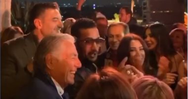 محمد رمضان ومصطفى فهمى يرقصان على أغنية "نمبر وان".. فيديو