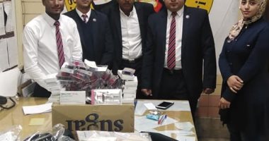 جمارك مطار أسوان تحبط محاولة تهريب ملابس وأدوية بشرية 