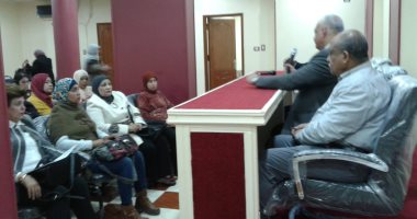 صحة أسوان تدرب الأطباء والتمريض ضد كورونا..والجامعة تتابع ابنائها بالخارج